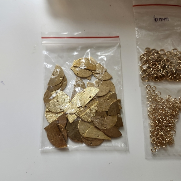 HUGE Jewelry making bundle! - Picture 7 of 16